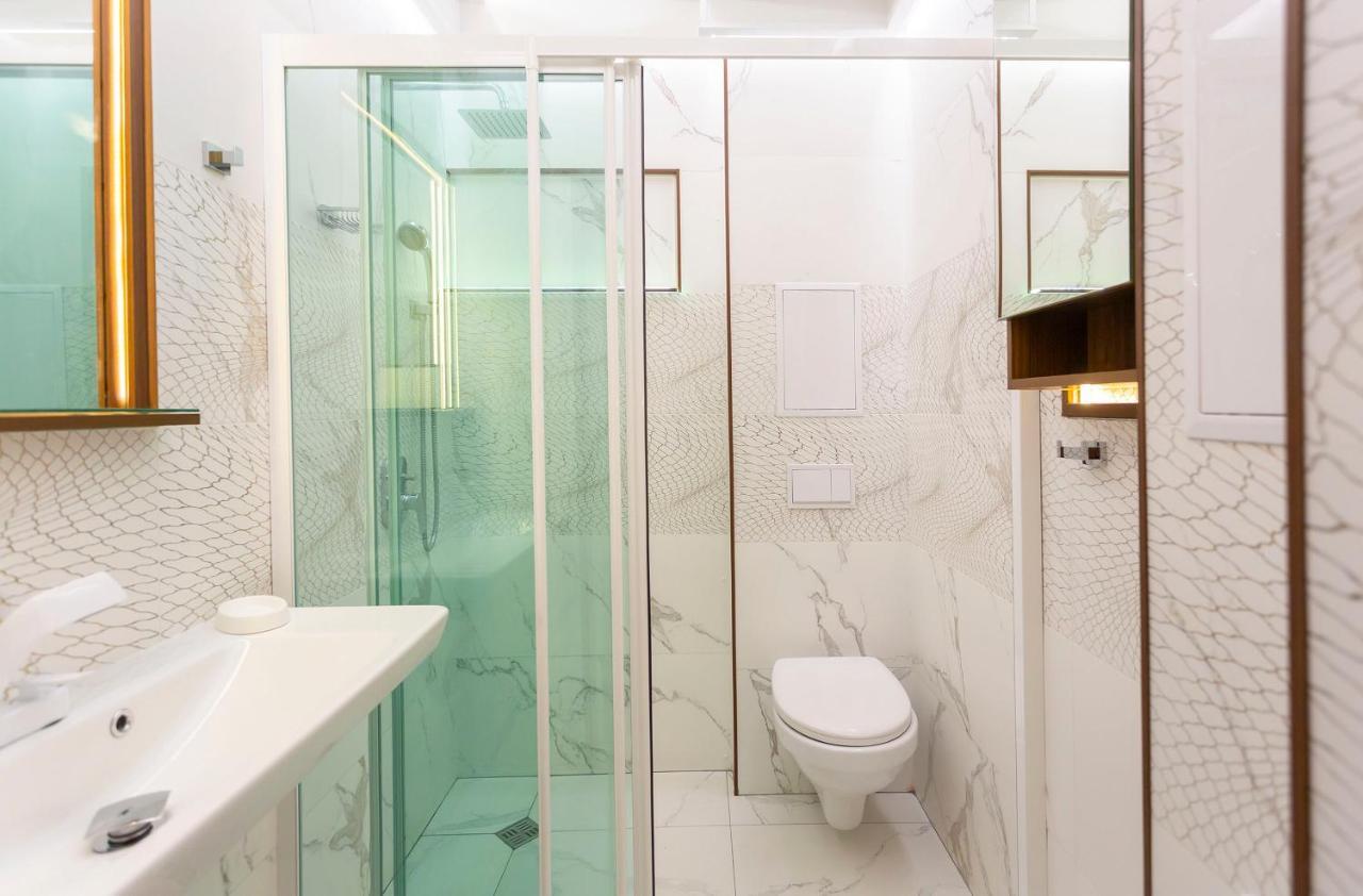 סופיה Central Vitosha Apartment מראה חיצוני תמונה